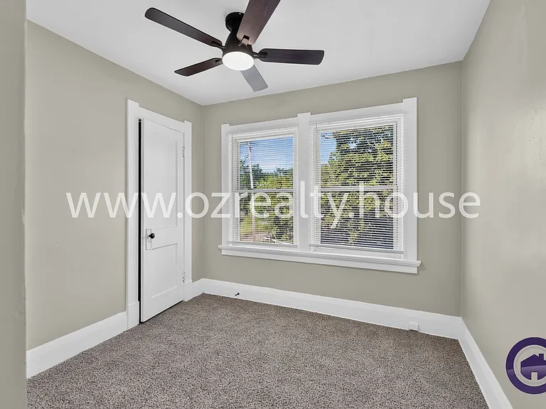 2322 Upton Ave — Photo 12
