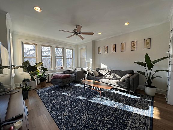 3rd image of 3733 N Christiana Ave Floor 2