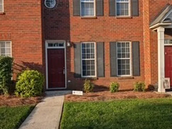 1880 Arbors Dr #B, Gastonia, NC 28054