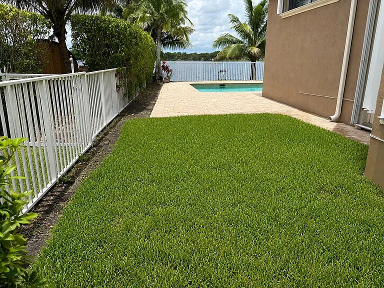 382 NW 120th Dr — Photo 14