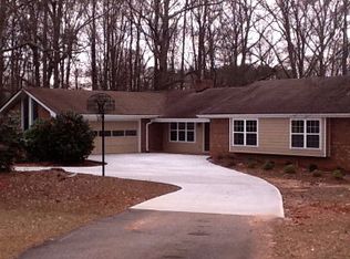 1010 Little John Ct, Watkinsville, GA 30677