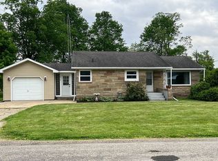 16519 Kellogg Ave, Three Rivers, MI 49093