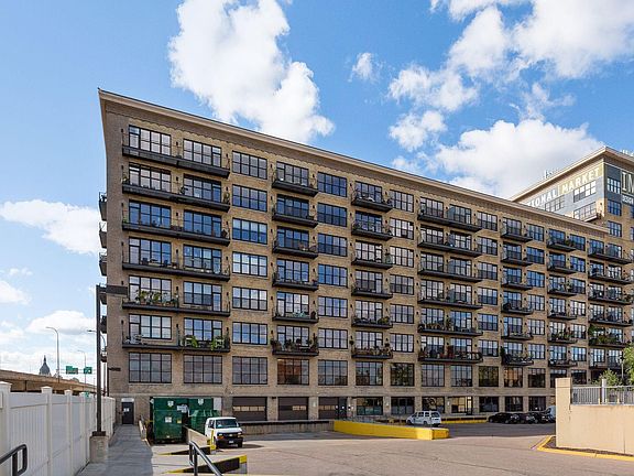 3rd image of 290 Market St Unit 808