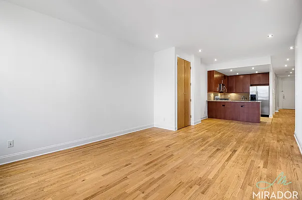 Rented by Mirador Real Estate | media 12