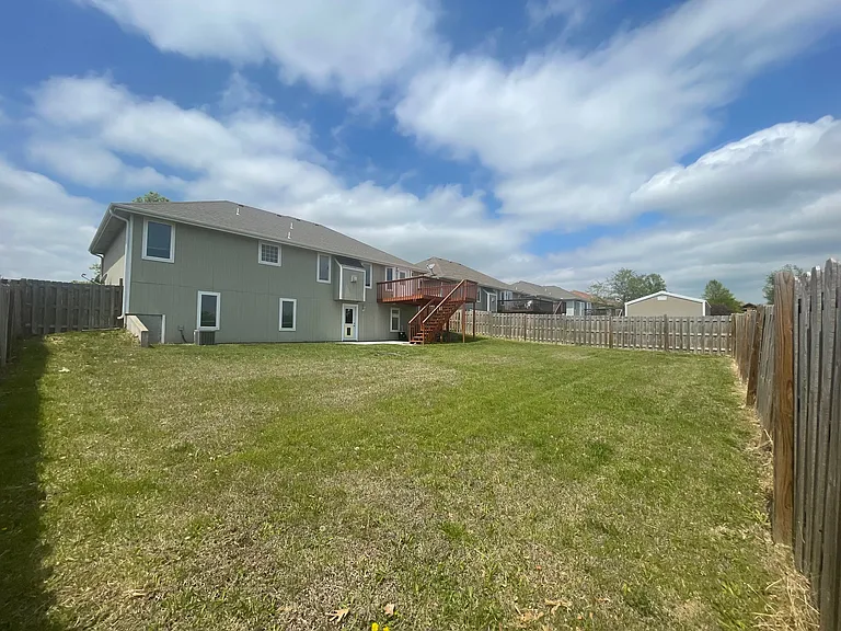 4193 Taneil Dr — Photo 31