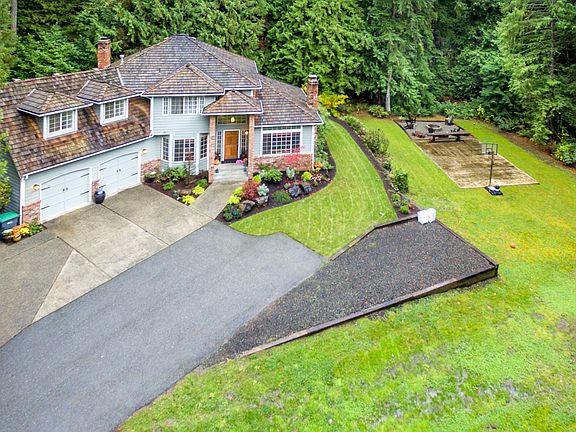 3rd image of 4756 NW Hosman Cir