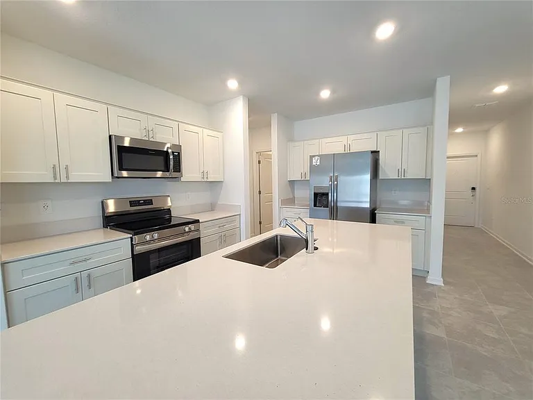 1469 Deepwater Cir — Photo 8