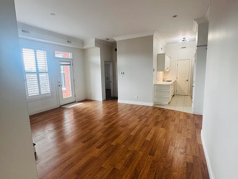 172 Main St #305 — Photo 7