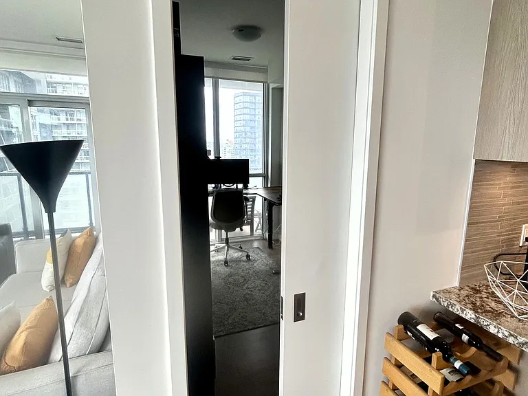 30 Ordnance St #2402 — Photo 17