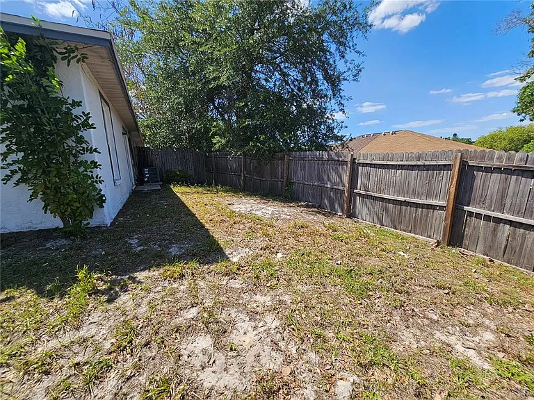 2699 Macklin Ct — Photo 15
