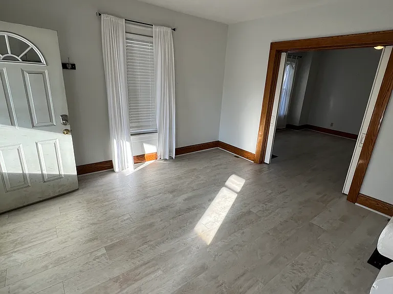2540 Glen Echo Dr — Photo 1