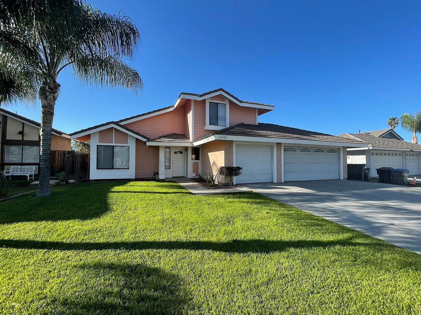 Large 4 Bedroom 3 Bathroom Home In Moreno Valley With Large Yard! — Photo 1