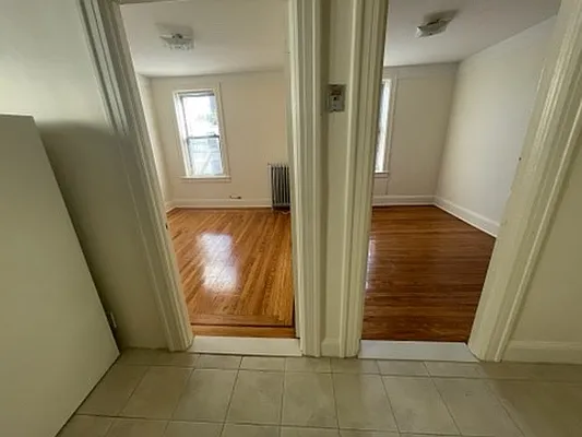 Rented by MQ Realty LLC | media 9