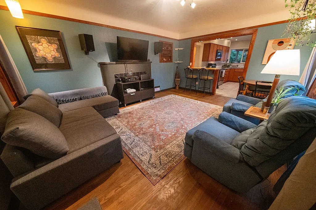 11809 SE Bush St — Photo 2