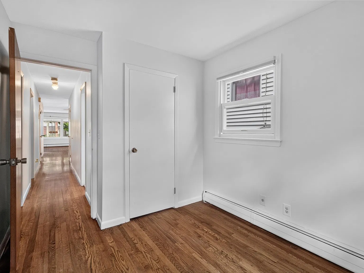 3 bed, 1.0 bath, $2,300 — Photo 2