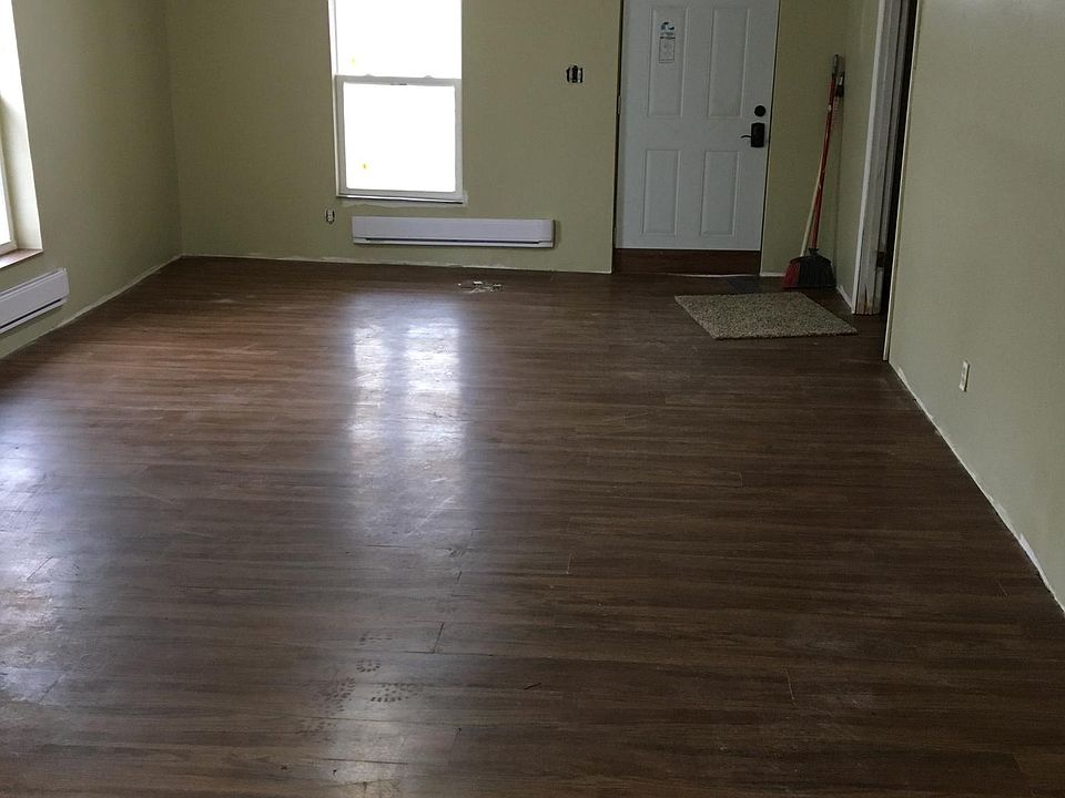 2nd image of 12051 5th Ave