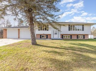 3532 S Ten Mile Rd, Breckenridge, MI 48615