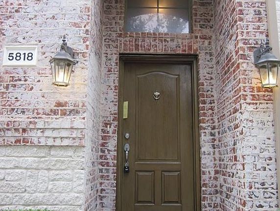 2nd image of 5818 Grosseto Dr