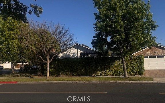 2nd image of 11841 Montecito Rd
