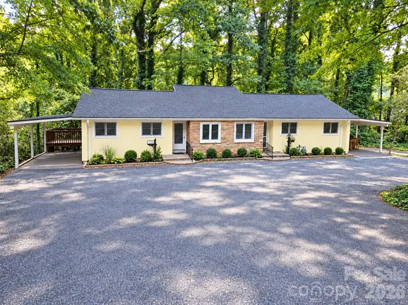 121 Carolina Dr #121/123, Tryon, NC 28782