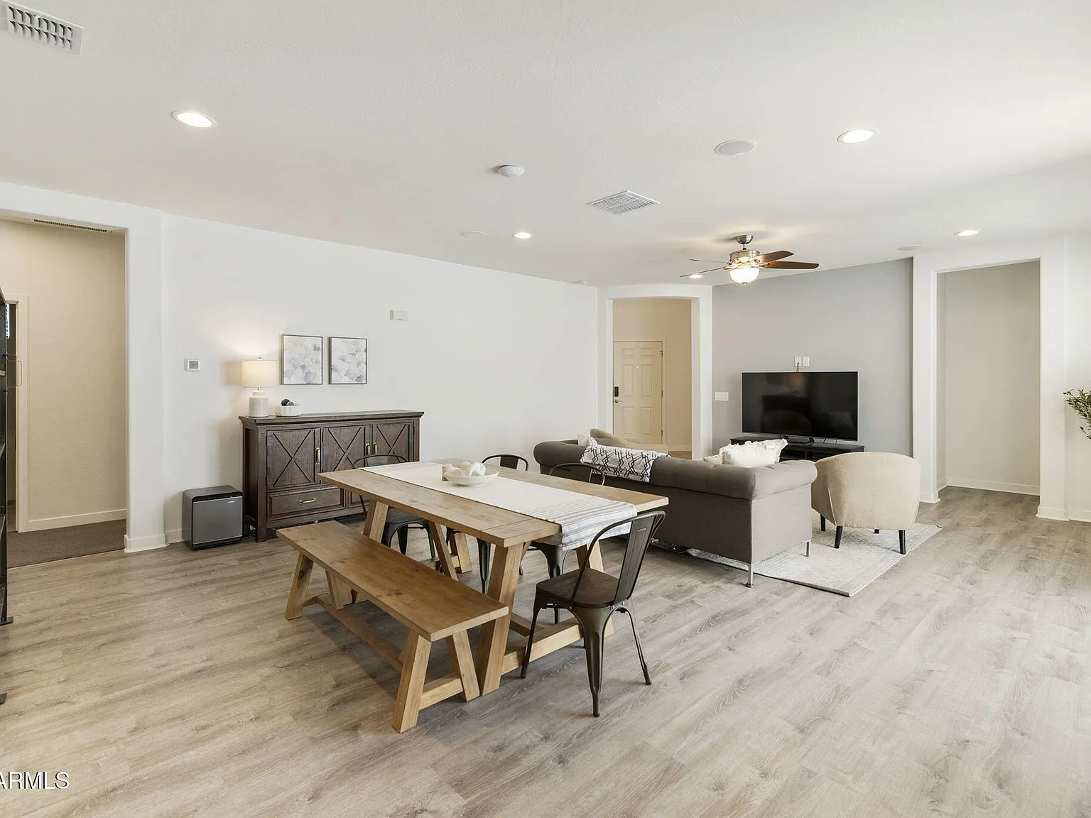3 bed, 2.0 bath, 1769 sqft, $2,750 — Photo 4