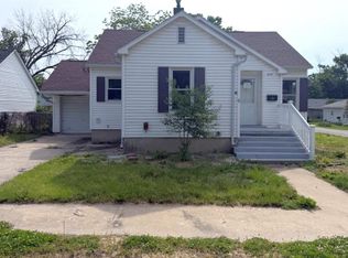 320 S Adams St, Memphis, MO 63555