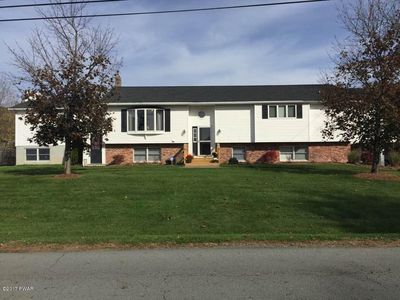 108 Independence Dr, Milford, PA, 18337