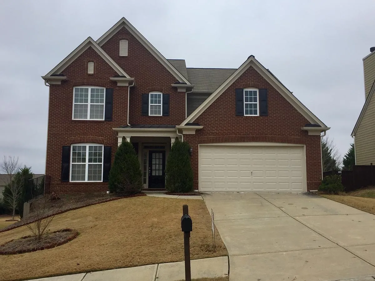 640 Earlham Drive — Photo 1
