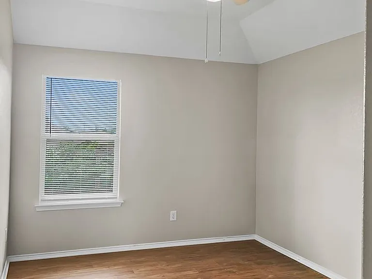 213 Long Prairie Dr — Photo 14