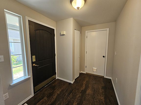 3rd image of 10307 59th Dr NE