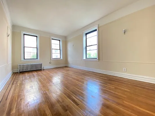 Rented by Queens Apartments Realty LLC | media 1