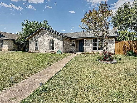3rd image of 1109 Twilight Dr
