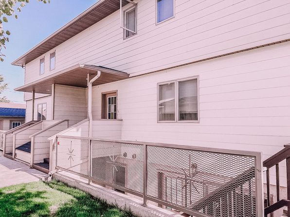 1208 Walnut St APT 4