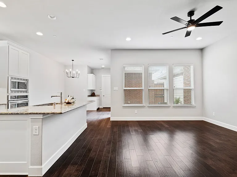 8063 Canal St — Photo 10