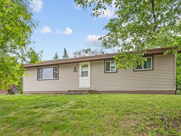 908 38th Ave, Anoka, MN 55303