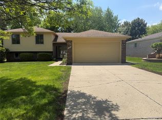 45429 Brunswick Dr, Canton, MI 48187