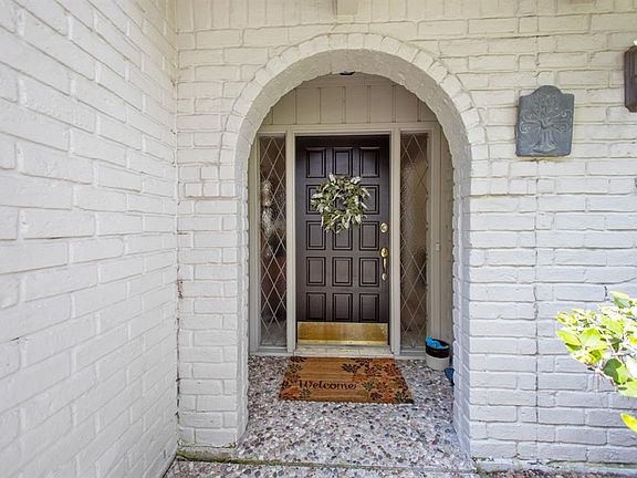 2nd image of 13315 Glen Erica Dr