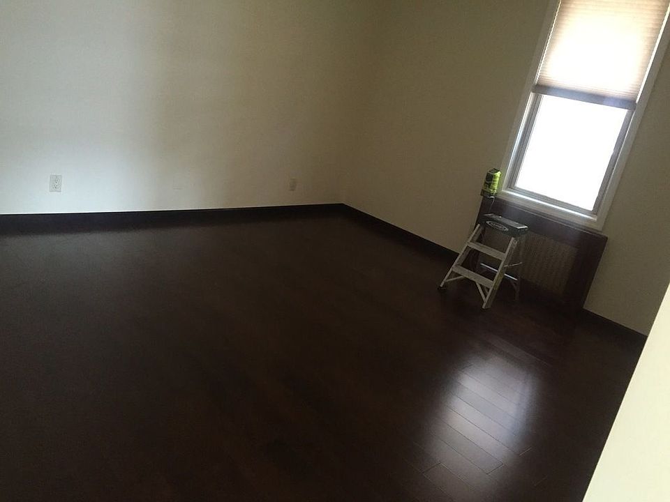1st image of 2827 38th St #2