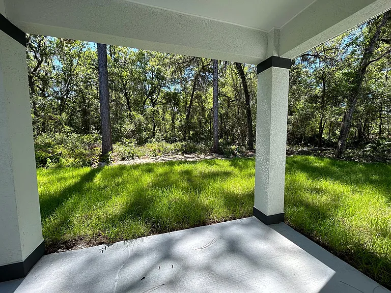 932 Marion Oaks Ln — Photo 9