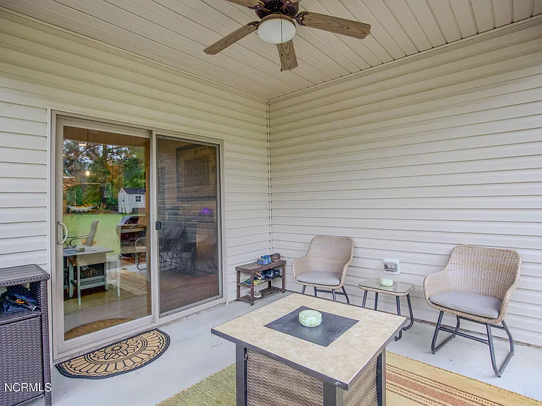 237 Rothbury Dr — Photo 50