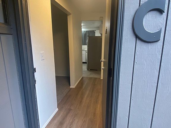5th image of 3323 56th St APT C