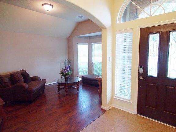 5th image of 29912 Spring Creek Ln