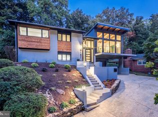 8157 E Beach Dr NW, Washington, DC