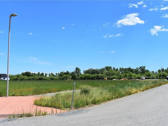 4th image of 3002 Elderberry Ave