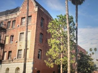 329 S Manhattan Pl #400, Los Angeles, CA 90020