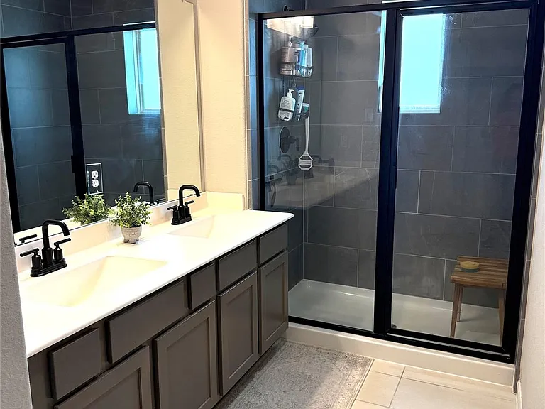 5504 Hyde Park Dr — Photo 17