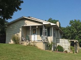 2853 Claxton Rd, Dawson Springs, KY 42408