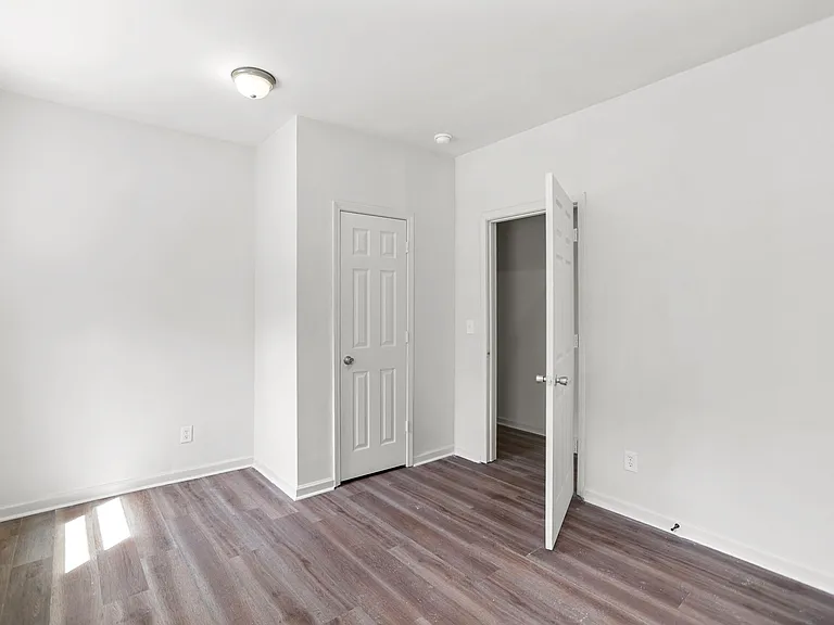 715 Corinth Rd — Photo 21