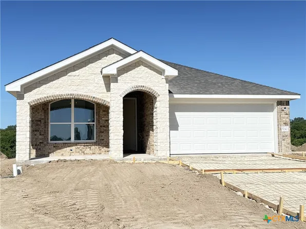 5242 Lassen Ln, Belton, TX 76513
