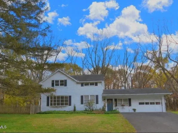 531 Old Post Road, New Paltz, NY 12561